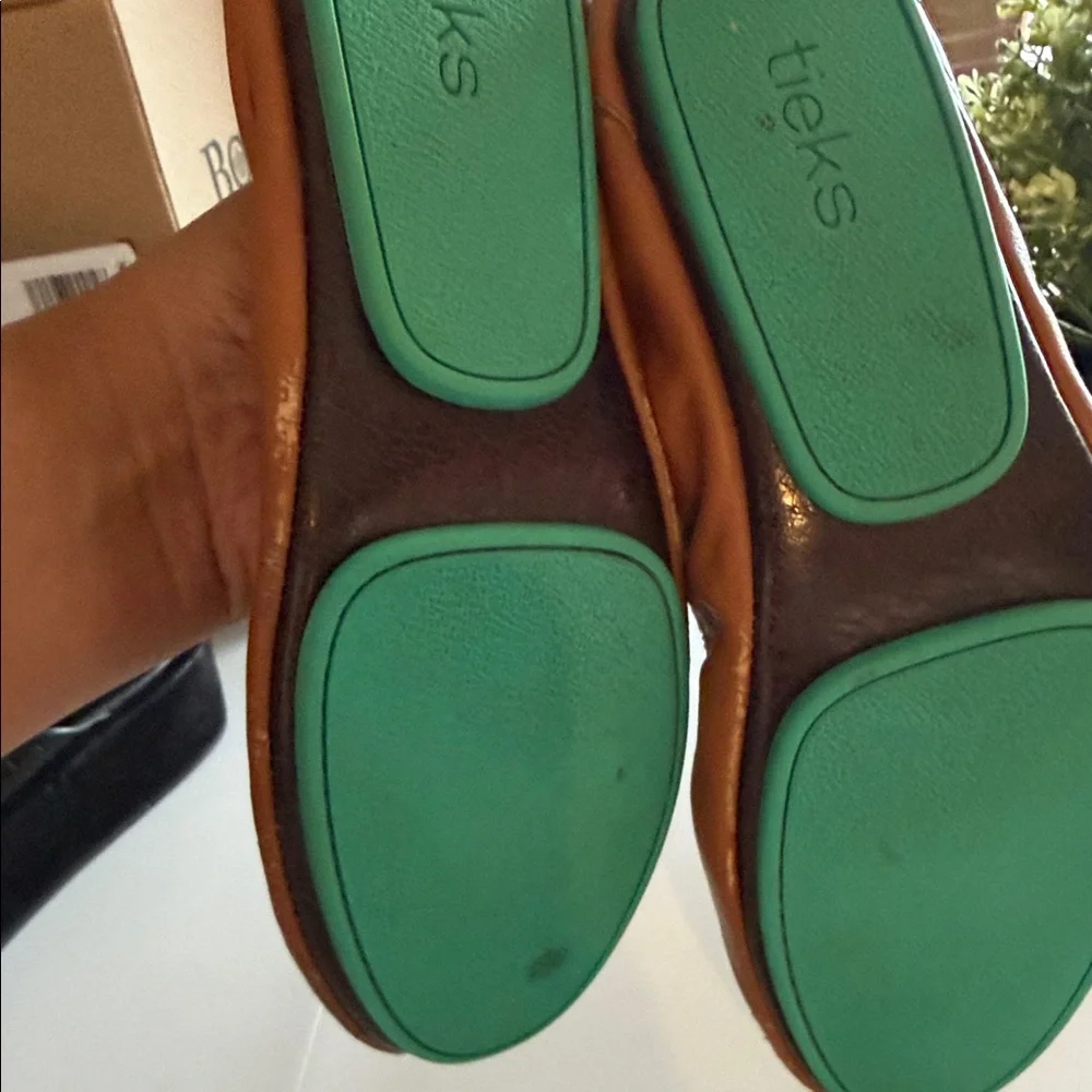 Tieks shoes - Picture 5 of 9